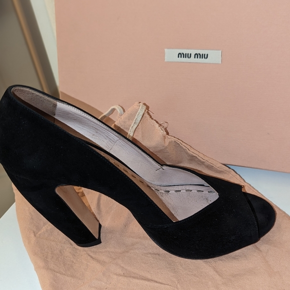 Miu Miu - Picture 3 of 12